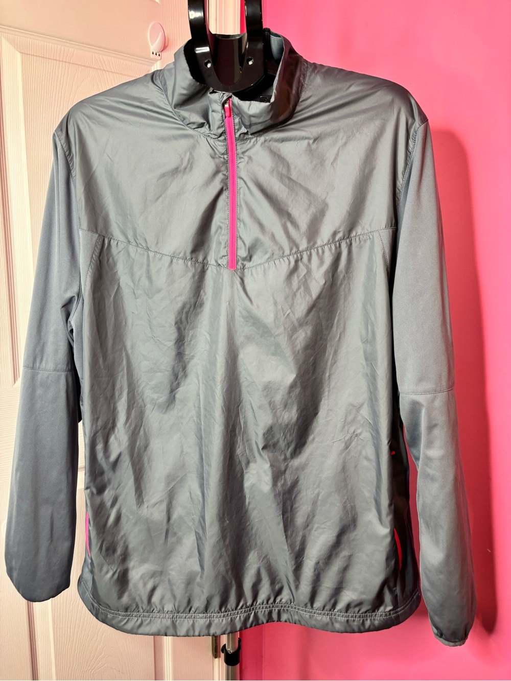 Nike Golf Women’s Quarter Zip Pullover Gray Pink Lightweight Size Large